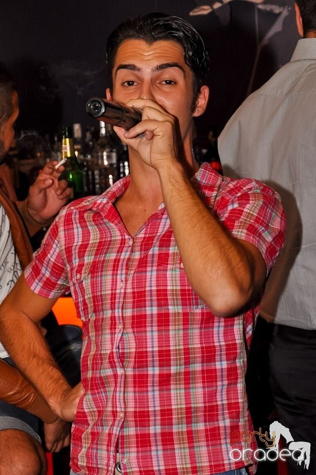 Karaoke în Delice Cafe, Delice Cafe 2