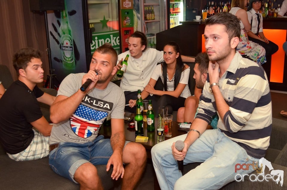 Karaoke în Delice Cafe, Delice Cafe 2