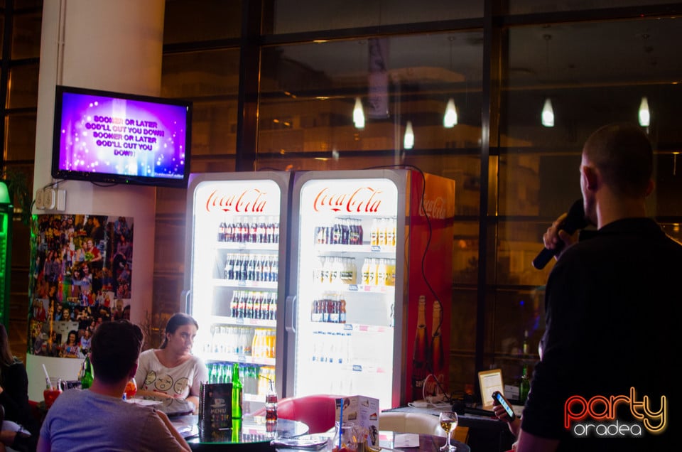 Karaoke Night, 