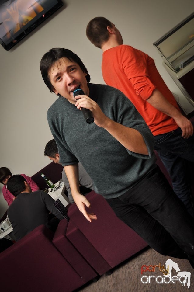 Karaoke Night @ Blondy's Art Café,