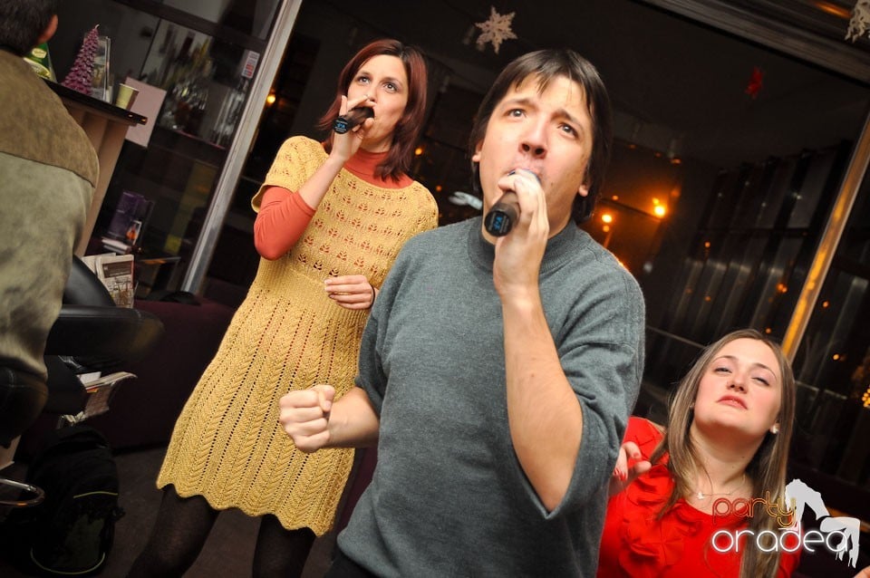 Karaoke Night @ Blondy's Art Café,