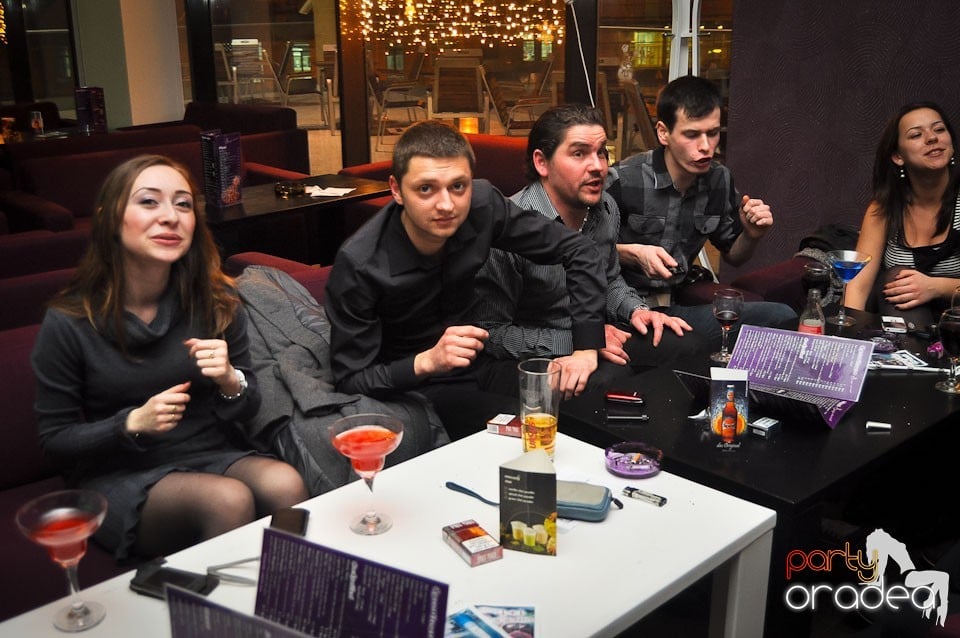 Karaoke Night @ Blondy's Art Café,