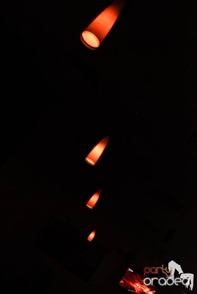 Karaoke Night @ Blondy's Art Café, 