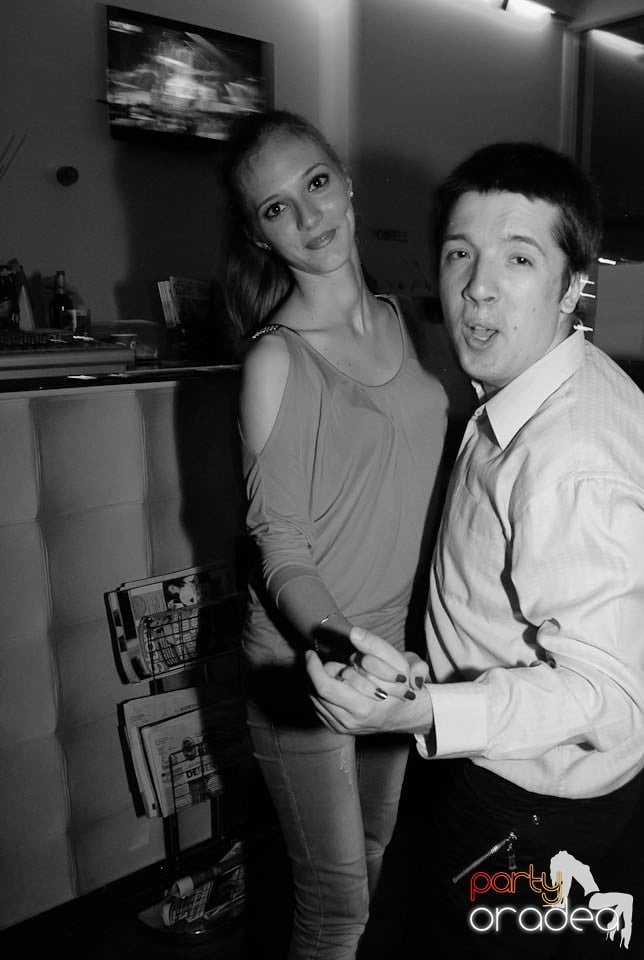 Karaoke Night @ Blondy's Art Café, 