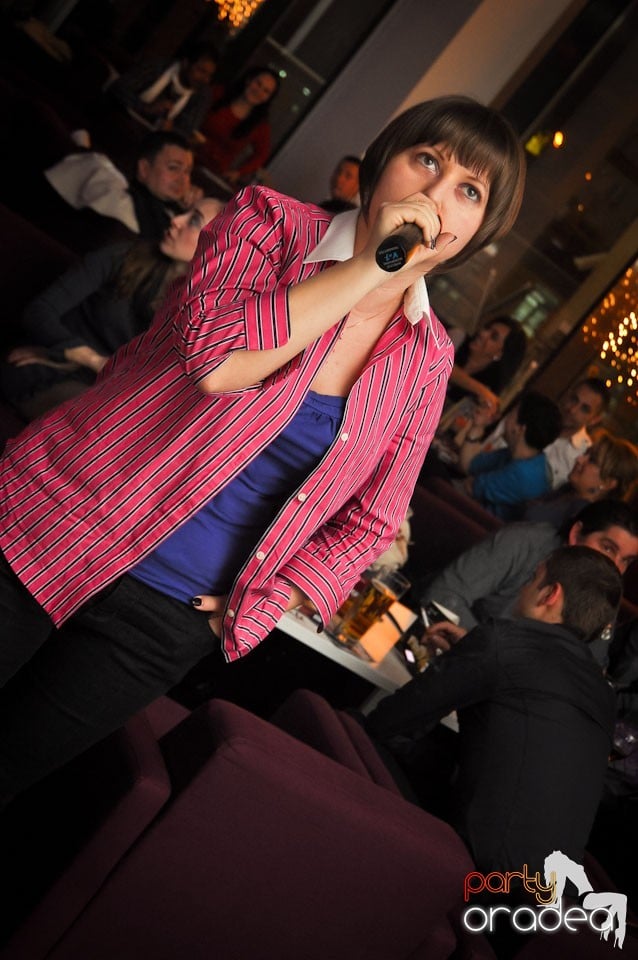 Karaoke Night @ Blondy's Art Café, 