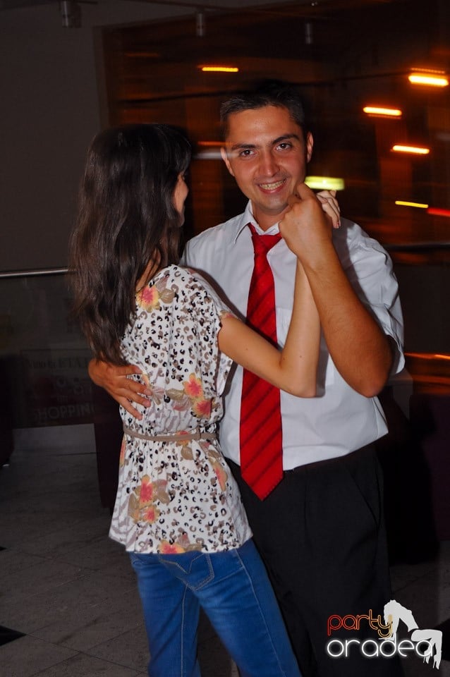 Karaoke Night @ Blondy's Art Café, 