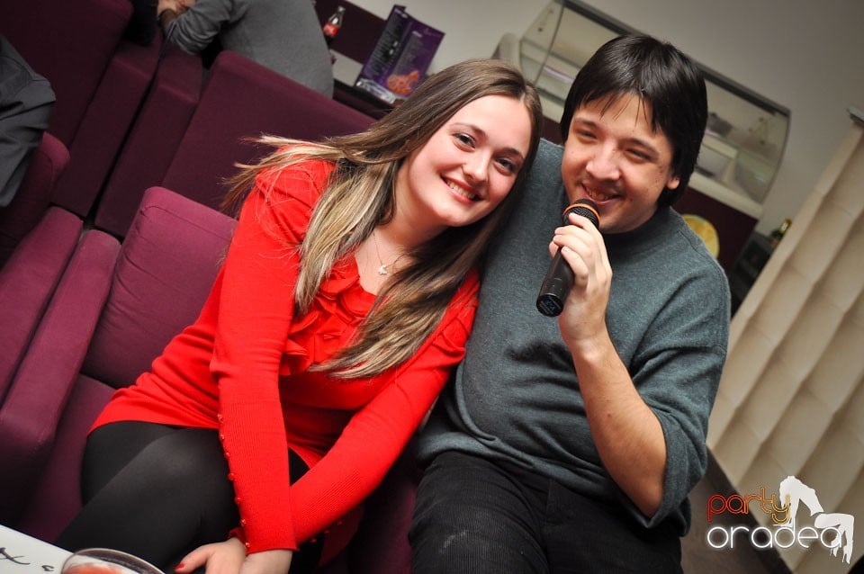 Karaoke Night @ Blondy's Art Café,