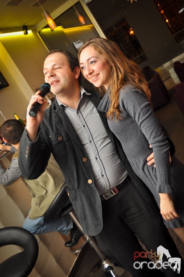 Karaoke Night @ Blondy's Art Café,