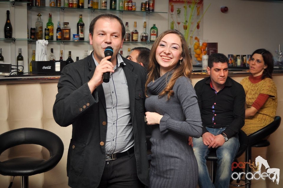 Karaoke Night @ Blondy's Art Café,