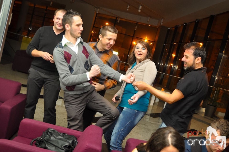 Karaoke Night în Blondy's Art Café, 