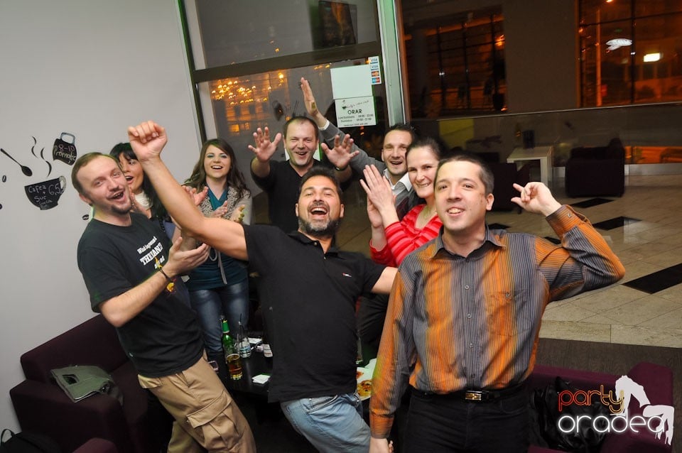 Karaoke Night în Blondy's Art Café, 