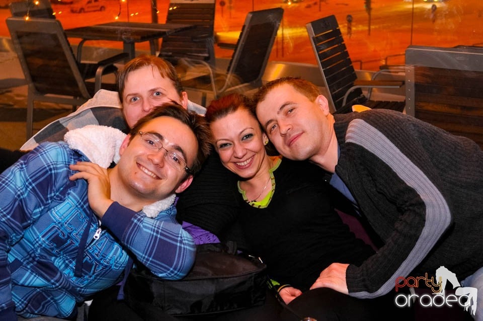 Karaoke Night în Blondy's Art Cafe,