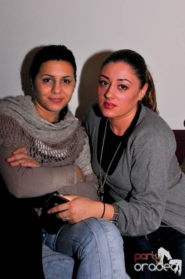 Karaoke Night în Blondy's Art Cafe,