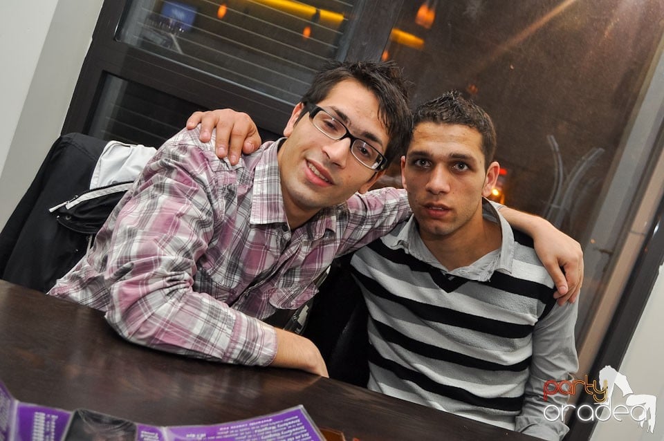 Karaoke-night în Blondy's Art Café, 