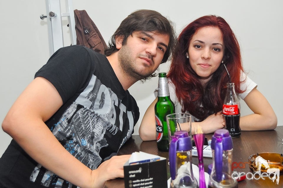 Karaoke-night în Blondy's Art Café, 