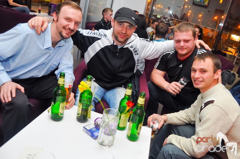 Karaoke-night în Blondy's Art Café, 