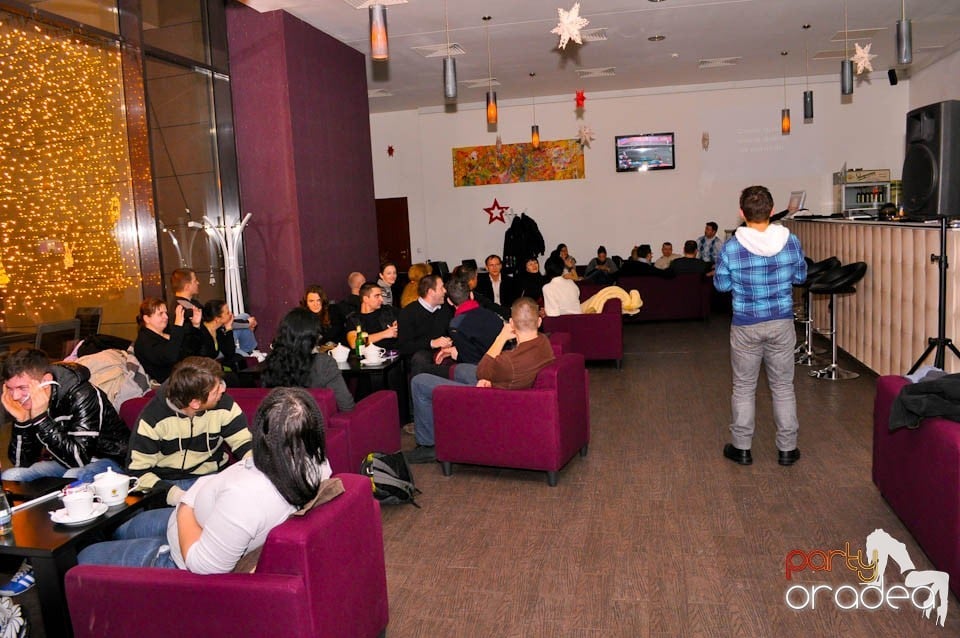 Karaoke Night în Blondy's Art Cafe,