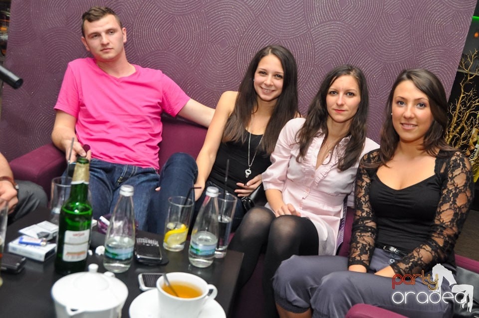 Karaoke-night în Blondy's Art Café, 