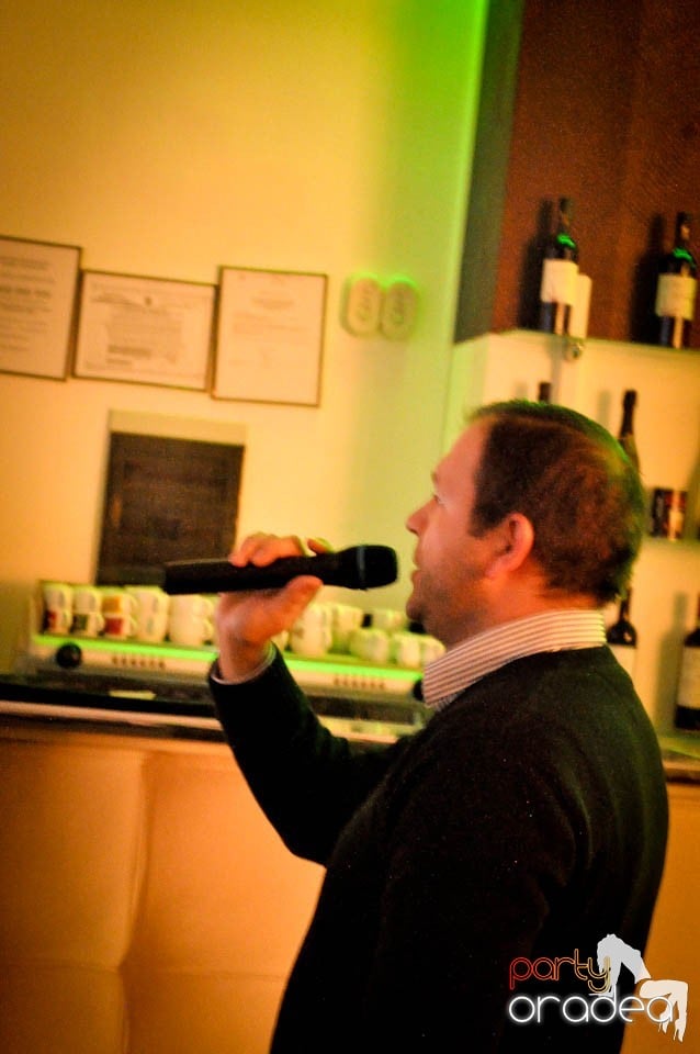 Karaoke Night în Blondy's Art Cafe,
