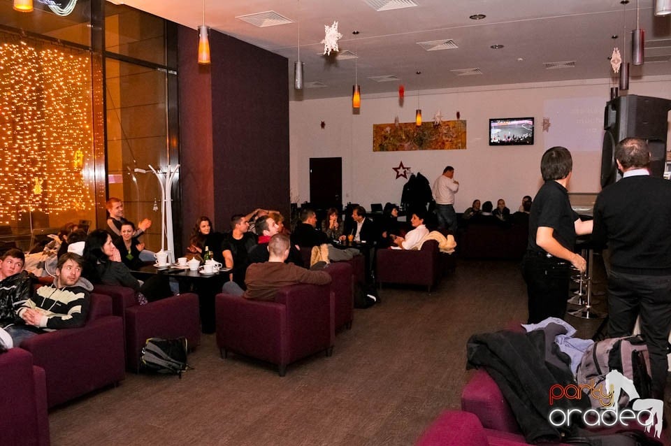Karaoke Night în Blondy's Art Cafe,
