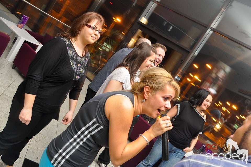 Karaoke-night în Blondy's Art Café, 