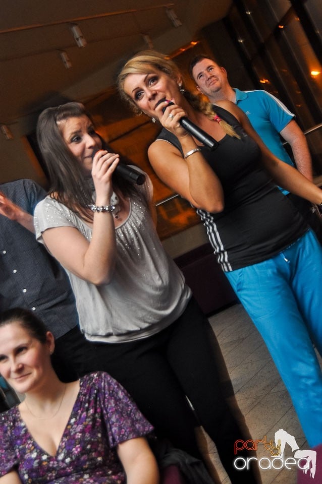 Karaoke-night în Blondy's Art Café, 