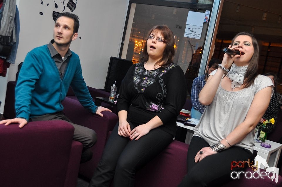 Karaoke-night în Blondy's Art Café, 