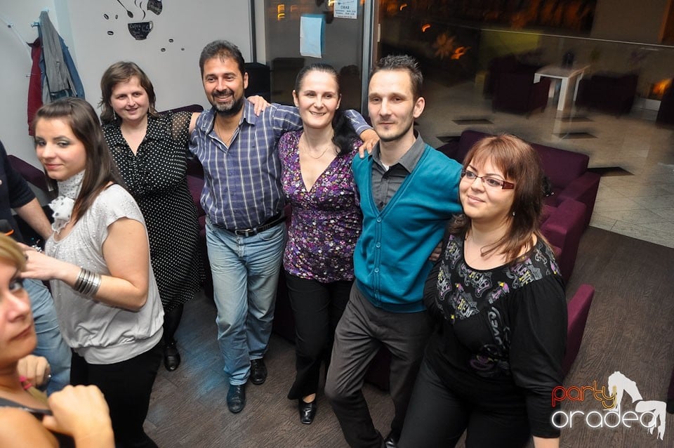 Karaoke-night în Blondy's Art Café, 