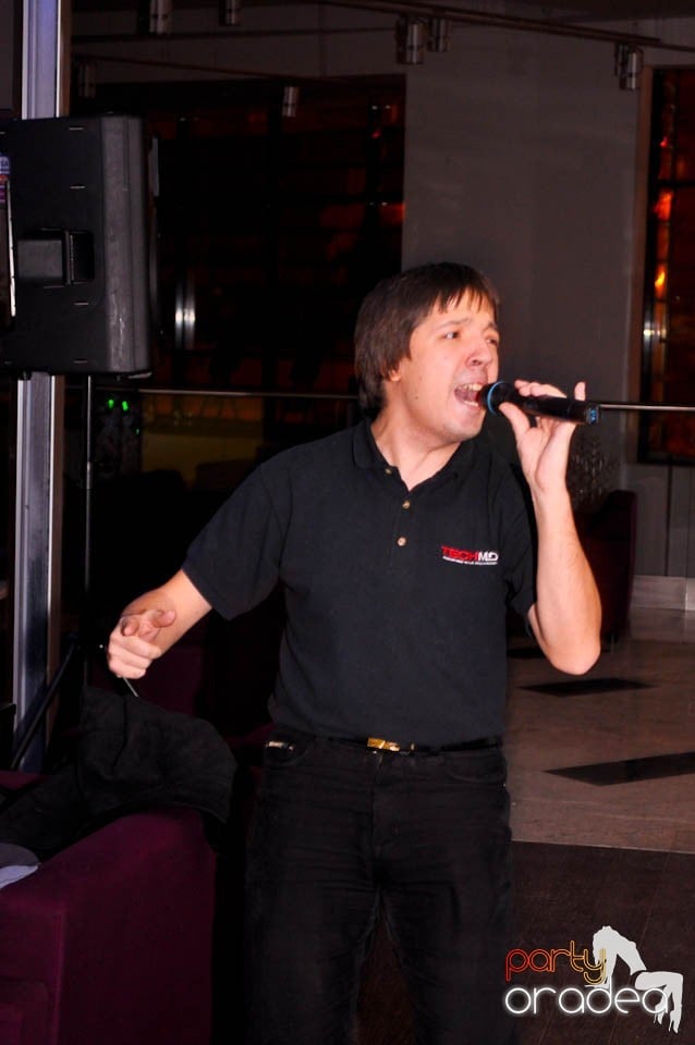 Karaoke Night în Blondy's Art Cafe,