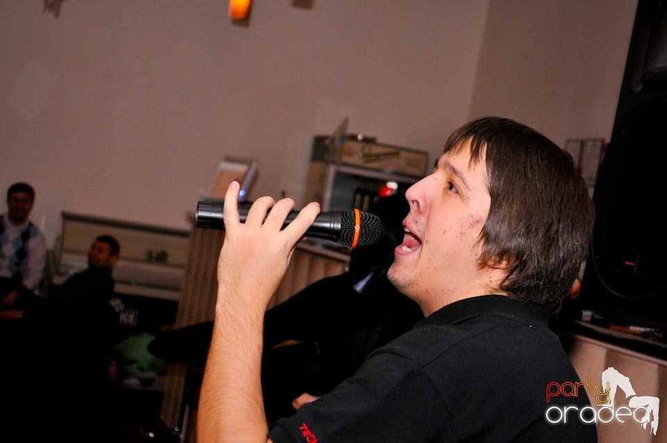 Karaoke Night în Blondy's Art Cafe,