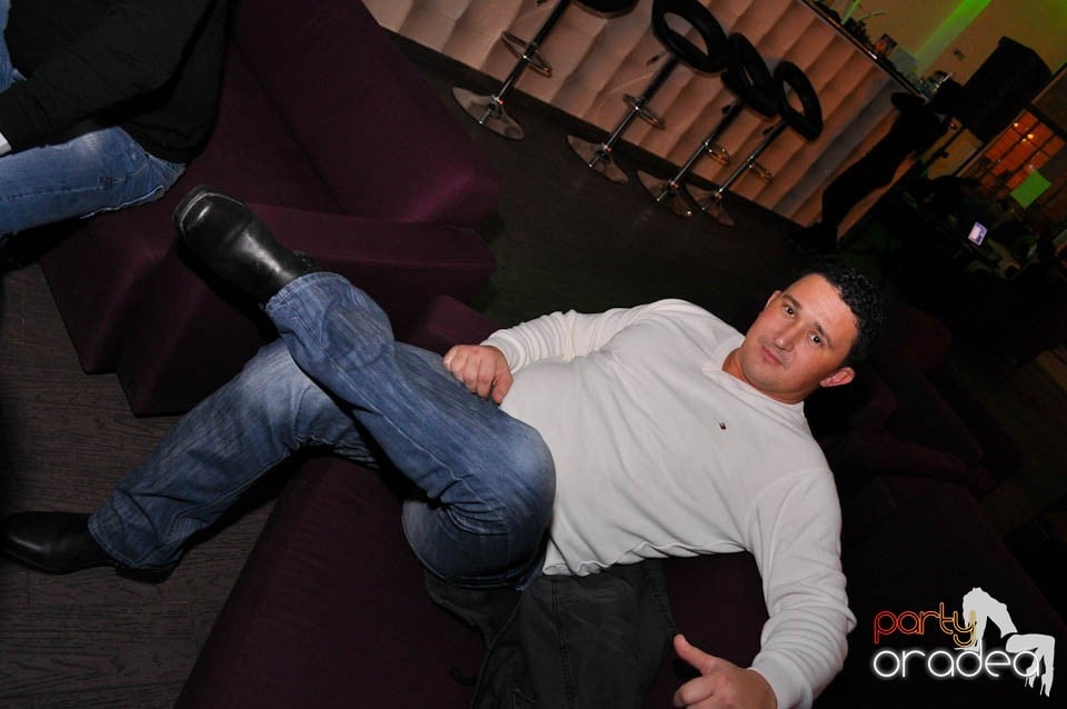 Karaoke Night în Blondy's Art Cafe,