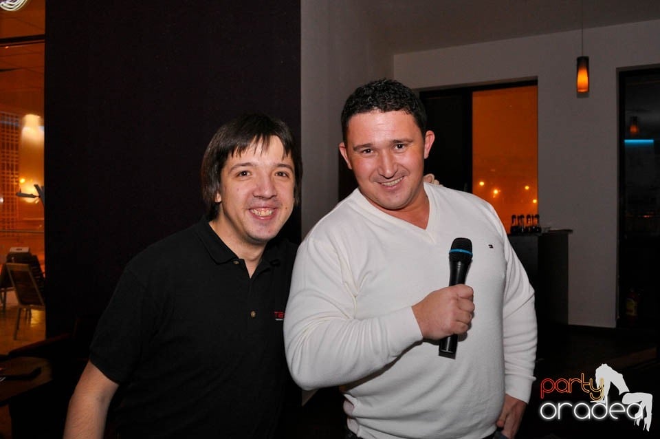 Karaoke Night în Blondy's Art Cafe,