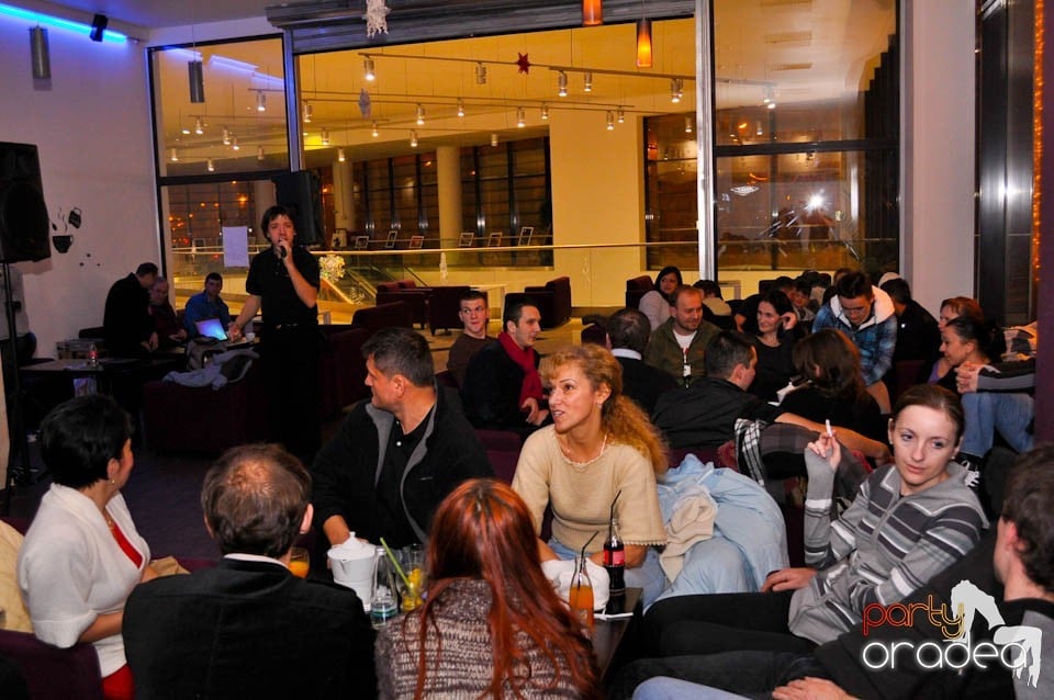 Karaoke Night în Blondy's Art Cafe,