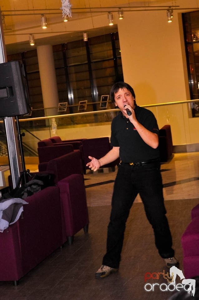 Karaoke Night în Blondy's Art Cafe,