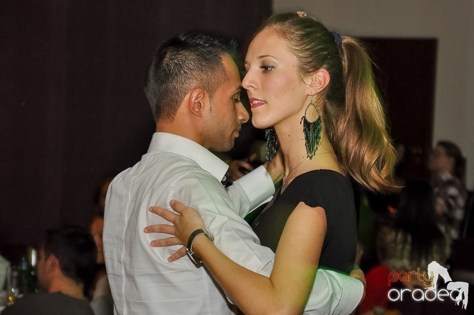 Karaoke Night în Blondy's Art Café, 