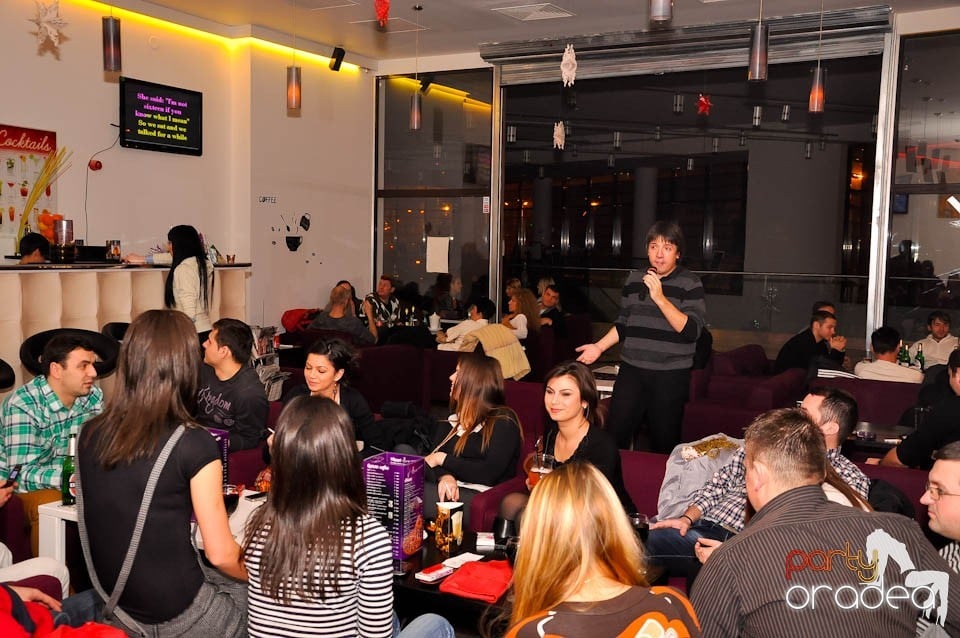 Karaoke Night în Blondy's, 