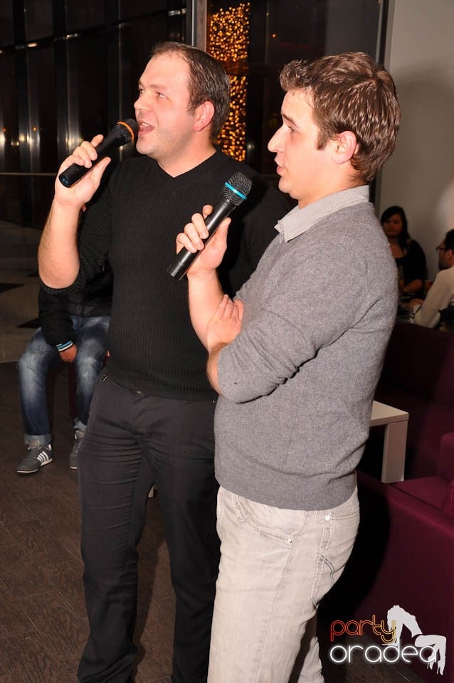 Karaoke Night în Blondy's, 