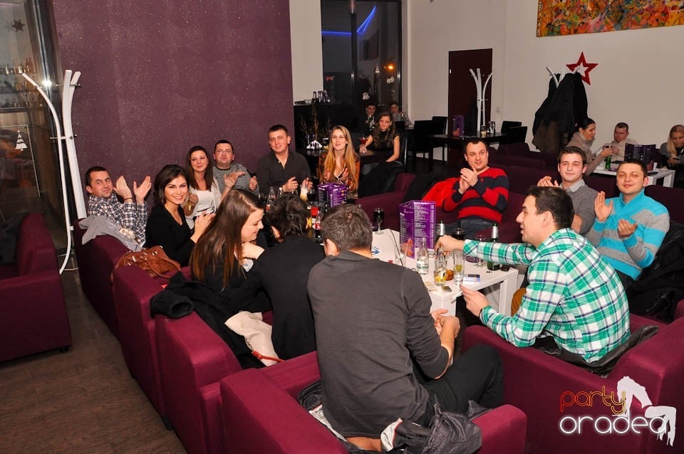 Karaoke Night în Blondy's, 