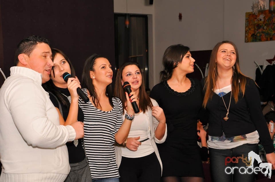 Karaoke Night în Blondy's, 