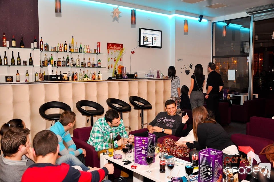 Karaoke Night în Blondy's, 