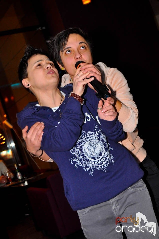 Karaoke Night în Blondy's, 