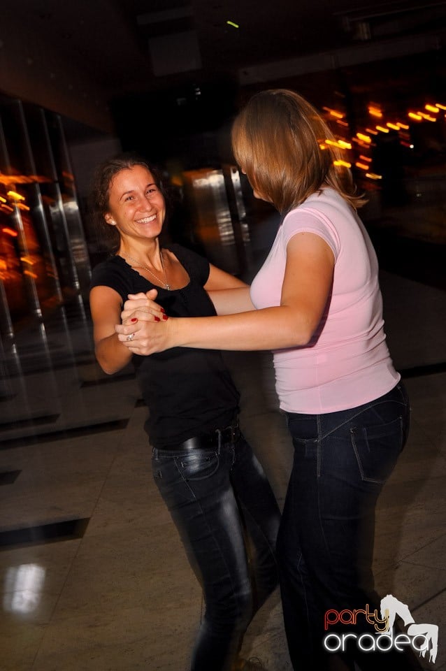 Karaoke Night în Blondy's, 