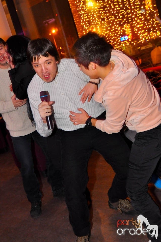 Karaoke Night în Blondy's, 