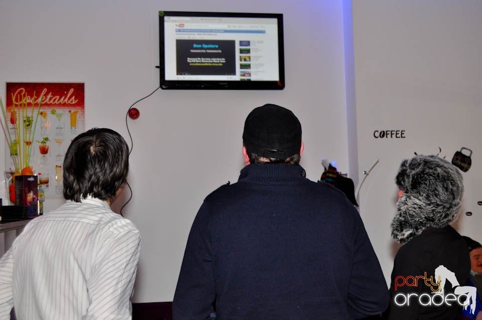 Karaoke Night în Blondy's, 