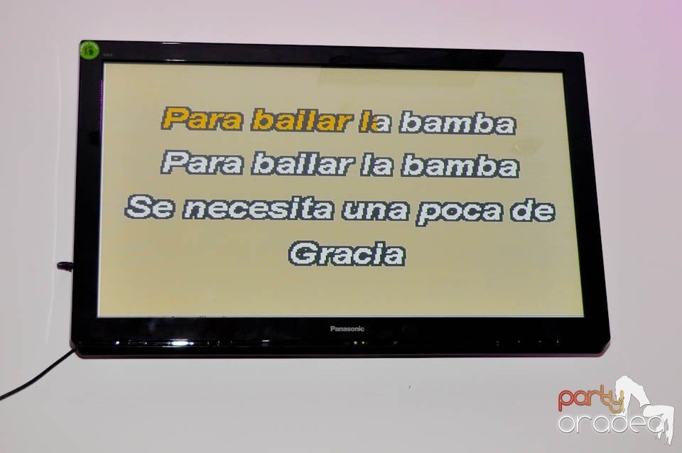 Karaoke Night în Blondy's, 