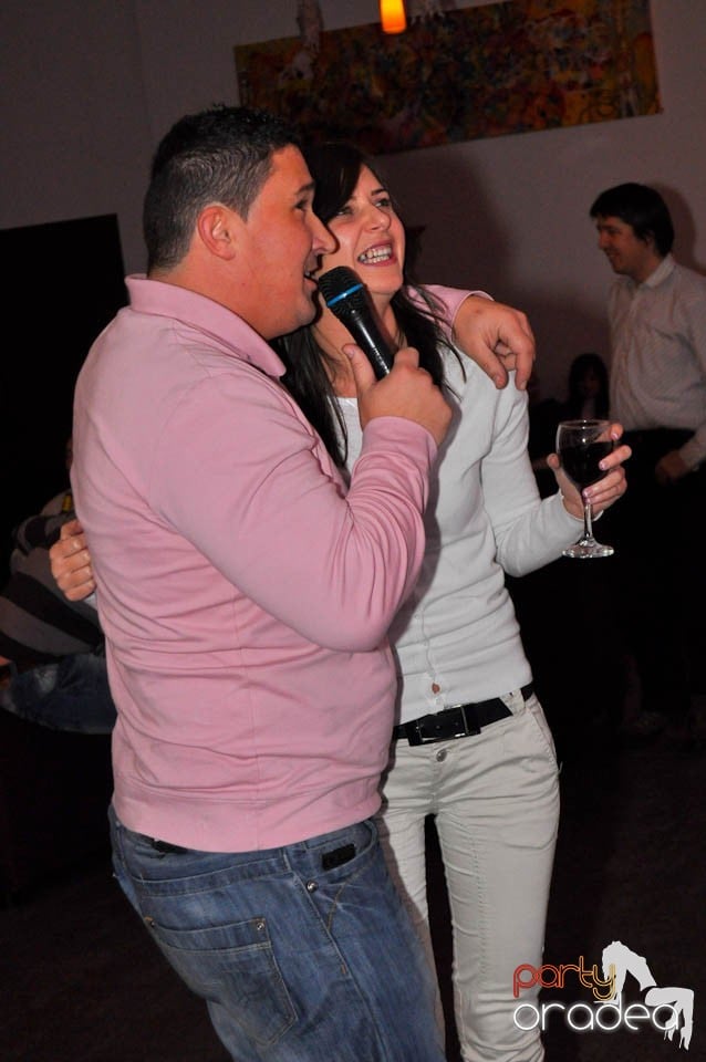 Karaoke Night în Blondy's, 