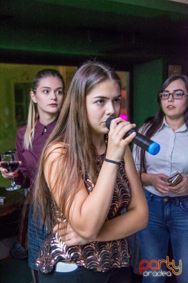Karaoke Night în Green Pub, Green Pub