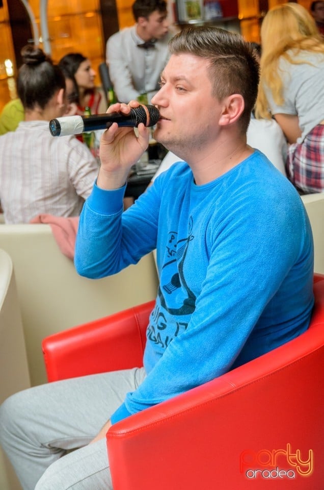 Karaoke Night, 