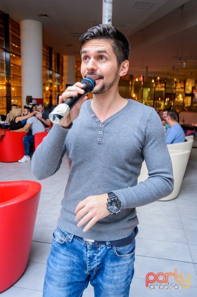 Karaoke Night, 
