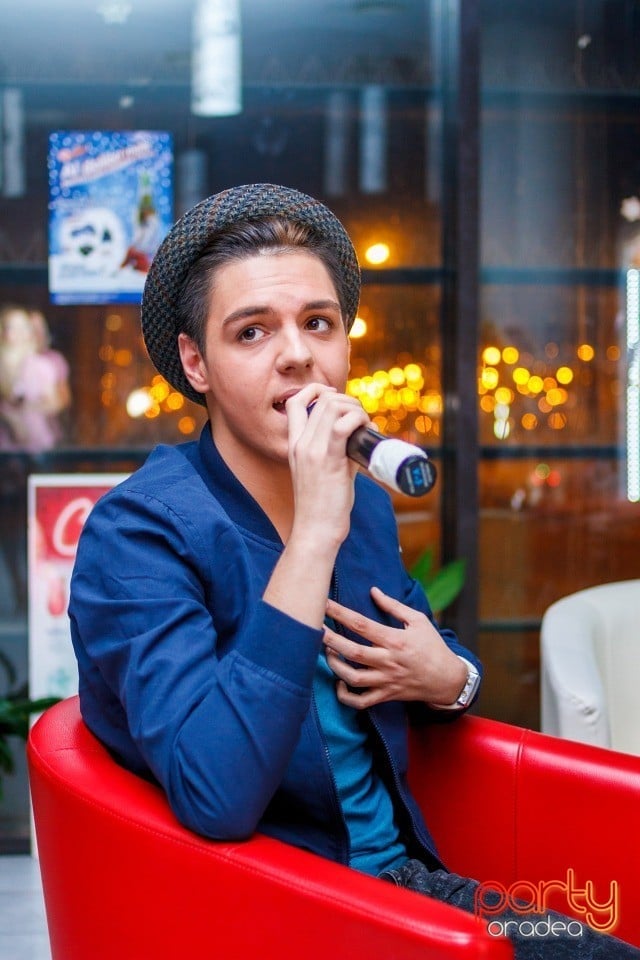 Karaoke Night, 